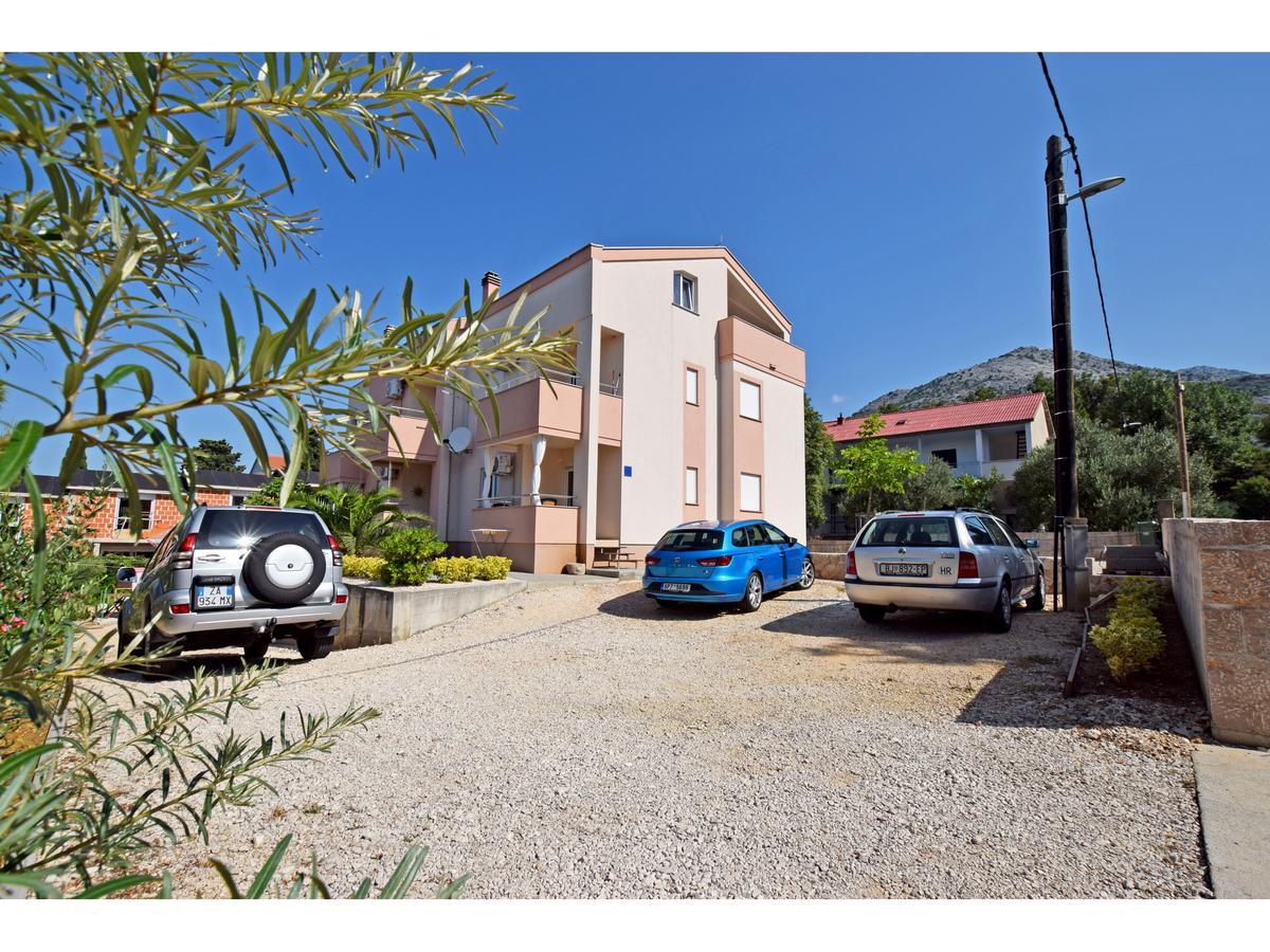 Apartman Branka Starigrad Paklenica Exterior foto