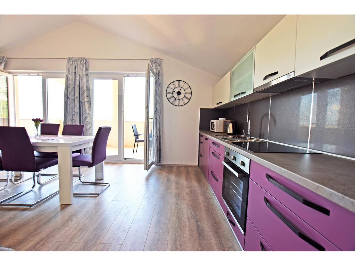 Apartman Branka Starigrad Paklenica Quarto foto